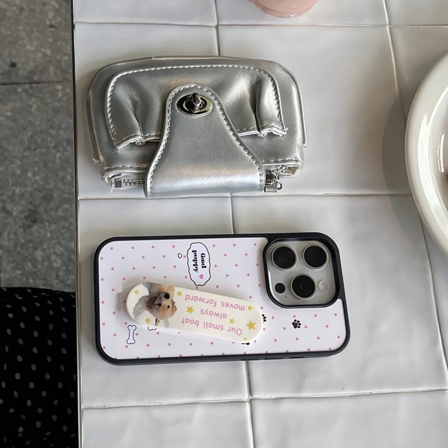 INS Pink Wave Point Good Puppy - đánh giá và giá Phone Cases With Stand